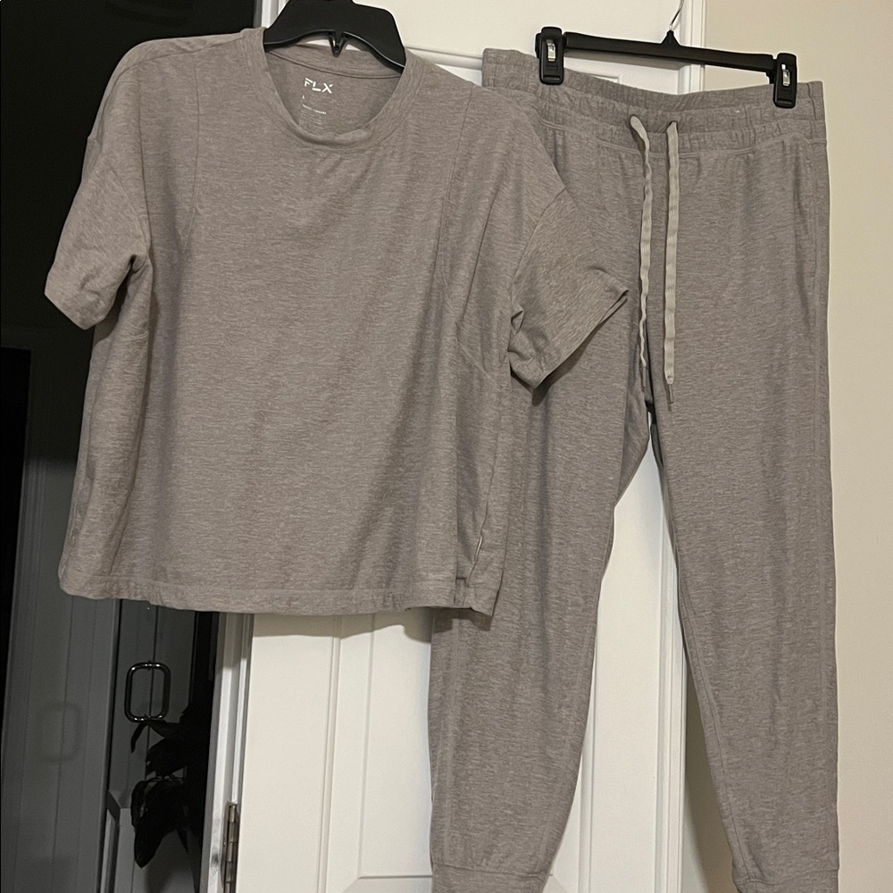 FLX Women's Fauna Color Activewear Set